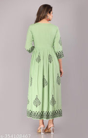 Elevate your ethnic wardrobe /women rayon Anarkali printed Kurti