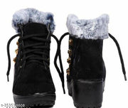 Trendy winter women warm fur black boots