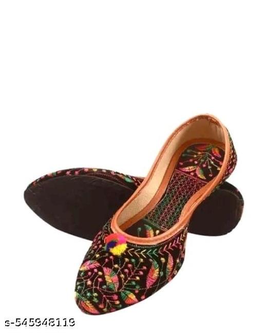 AA FASHION BLACK COLOR EMBROIDERED CASUAL WEAR ETHNIC WEAR JUTTIS FOR WOMEN AND GIRLS,ETHNIC WEAR, CASUAL WEAR, BRIDAL WEAR,DESIGNER JUTTIS,JUTTIS,MOJARIS,SANDAL,WOMEN FOOTWEAR