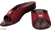 Unique Latest Casual Flats Fashion Stylish Sandals and Slippers Side Slippers Extra Soft Chapple