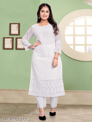 Women Emroidaried Georgatte Kalamkari Straight Kurta