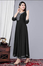 Jivika Petite Kurtis