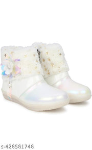 Kids boots