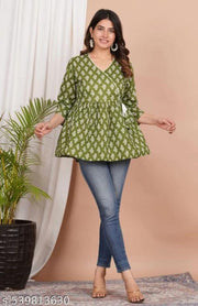 NEW LOOK KURTA/Classic Designer Women kurta/tranding gown/letest kurta/flower gown/new look kurta