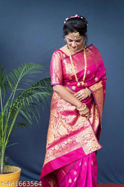 Unique Soft Silk Saree With Wonderful Blouse Piece