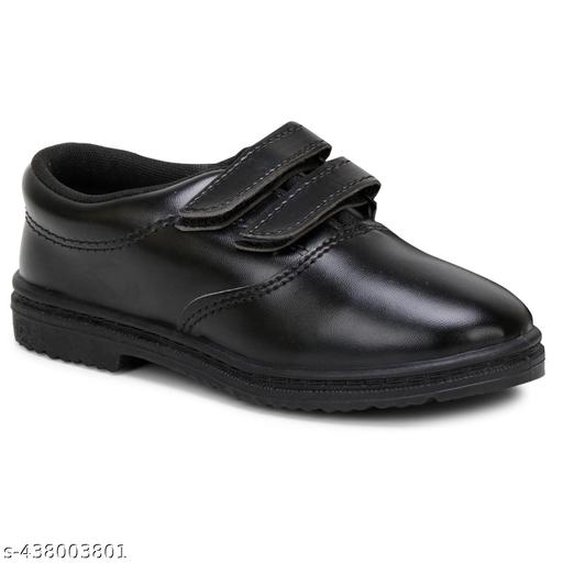 SKITE Boys velcro school shoes