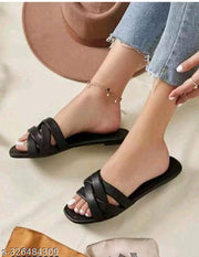 FootCraft Women Flats