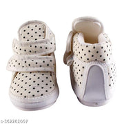 Unisex-Baby's White Modern Shoes