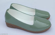 New latest kids olive green patent loffer for girls partywear