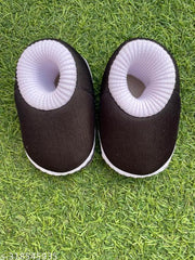 BOOTIES Baby Shoes, Baby Shoes for Boy's and Girl's Canvas with Anti-Slip Sole Great quality of Pair BABY INFANT SHOES & BOOTIES