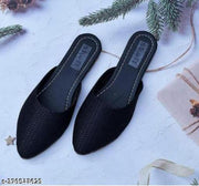Trendy Women Juttis & Mojaris