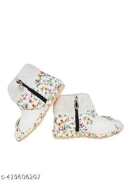 Girls sandals