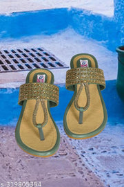 Latest Flat Women ,Girls and Ladies Sandle Slippers And Chappals For Dailywear and Party Wear on Trends in best and Reasonable Price