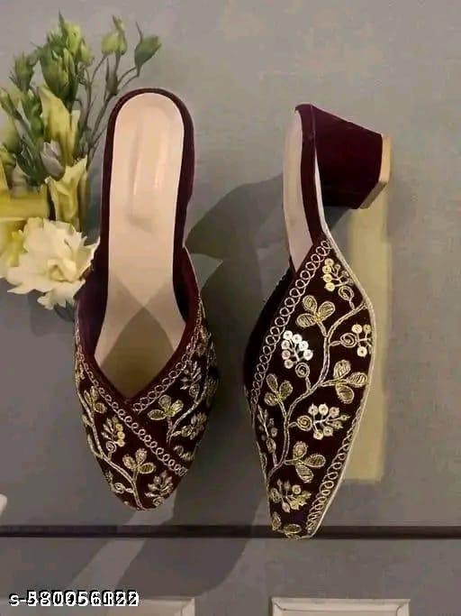 Elite Women Juttis & Mojaris