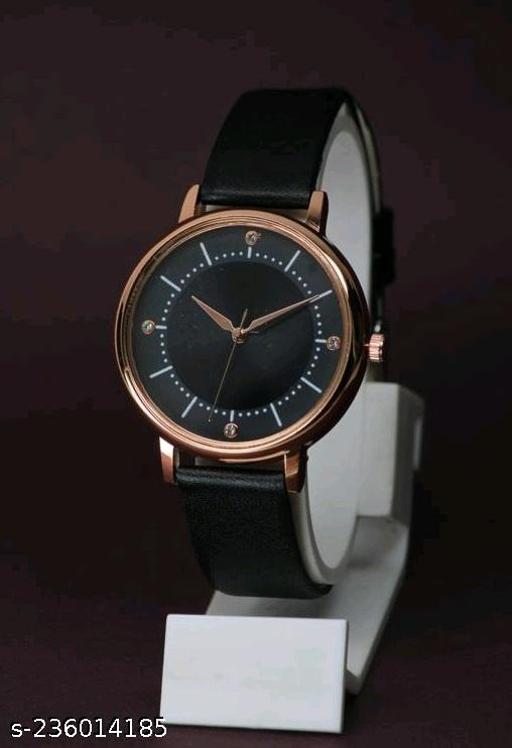New Antique Designer LEather Strap Analog Watch for Girls and Women