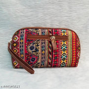 D shape clutch