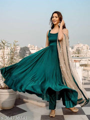 Green Solid Anarkali Kurta With Dupatta (Set of 2)