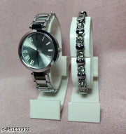New Women Rosegold Metal Analog Watch With Breaclet Combo girls watches bracelet combo