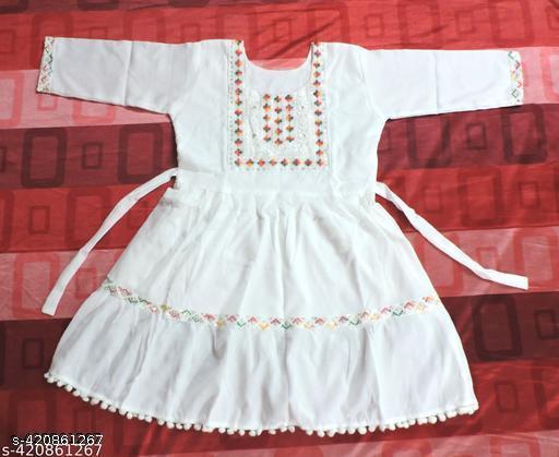 Polyster/Crepe fabric-WHITE SOFT SHORT KURTI