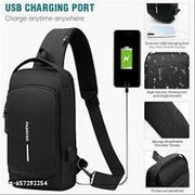 SIDE BAG WITH ANSIDE TI THEFT AND USB PORT