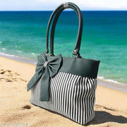 Trendy Women's Handbag/Tote Bag – Spacious, Stylish, and Perfect for Daily Use
