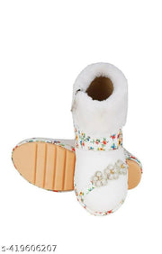 Girls sandals