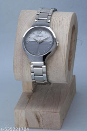 Trendy Ethnic Embossed Designer Dial Attractive Stainless Steel Chain Analog Watch for Women for Girls.