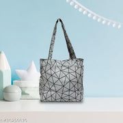 Trendy Alluring Women Handbags