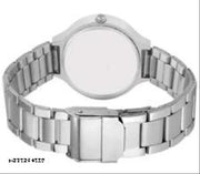 New Fancy Solid Dial Attractive Metal Chain Attractive Bracelet Analog Watch for  Women