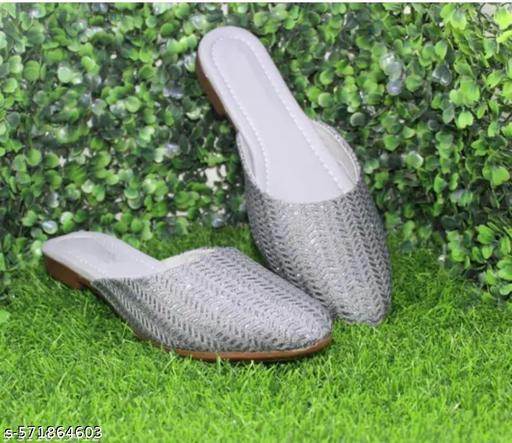 Elite Women Juttis & Mojaris