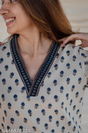 Women Trending Rayon Printed Straight  Kurta