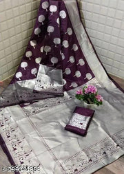 Fashionable Silver Zari Work Banarasi Silk Saree