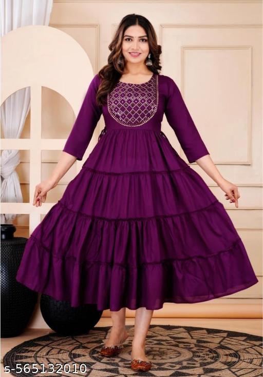 RADHA RANI COLLECTION 1 Women Embellished Rayon Flared Kurta (Purple, Gold)
