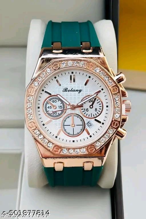 date function working trending women watch