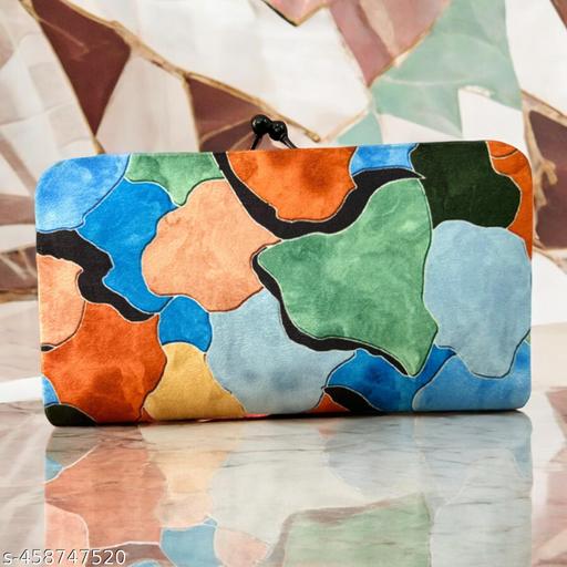 Fashionable Latest Women Clutches