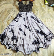 Aagyeyi Ensemble Kurtis