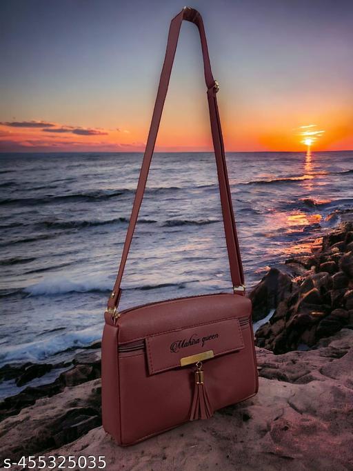 Fashionable Modern Women (handbag)