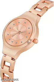 Best Quality Ethnic Embossed Designer Shine Round Dial Watches for Girls