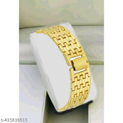 Bolun Analog Star Gold Women Wrist Watch