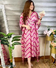 Trendy New Stylish Western Wear Chevron Printed Design Rayon Kaftan for Women's Ethnic Wear Party Wear Dress Pink White