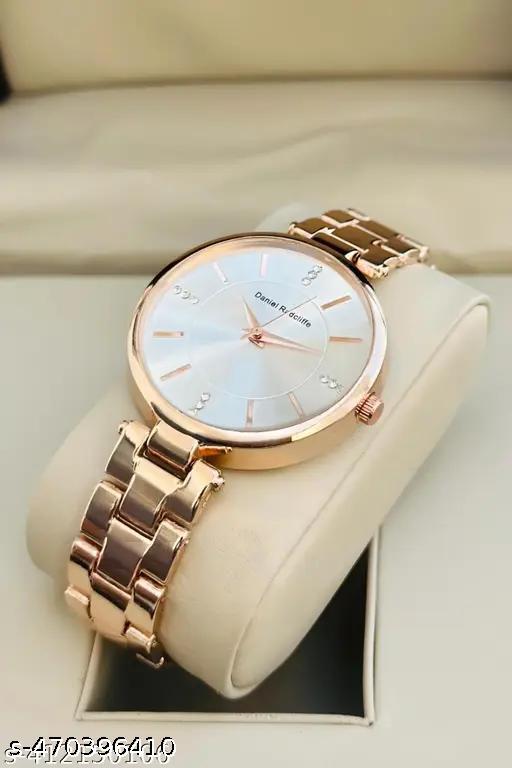 women stylish looking silver dail watch