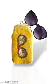 Lemonius pearls expensive goggles clutch