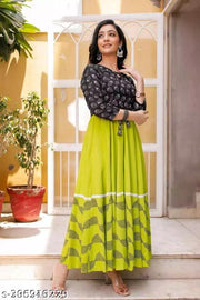 Stylish Rayon Printed Green women Kurtis