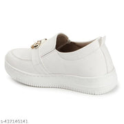 Casual Sneaker Stylish Shoe , Outdoor & Fashion Forward, Comfortable shoes for Women with old school Shoe and PU Sole