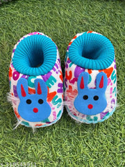 BOOTIES Baby Shoes, Baby Shoes for Boy's and Girl's Canvas with Anti-Slip Sole Great quality of Pair BABY INFANT SHOES & BOOTIES