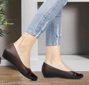 SUPER FANCY Latest Collection, Comfortable Ethnic Sandal Fashionable Bellies For Women's and Girl's Bellies for Women Brown Color