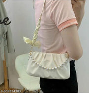 Trendy fancy women pearl hand bag